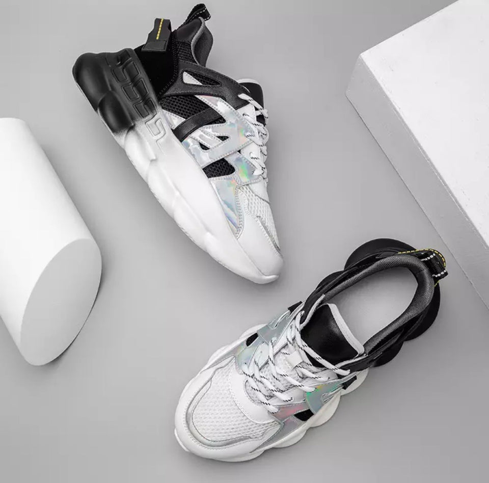 Queen “Zag” Trainer